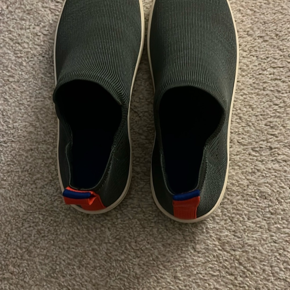 Rothy’s Fog Melange booties